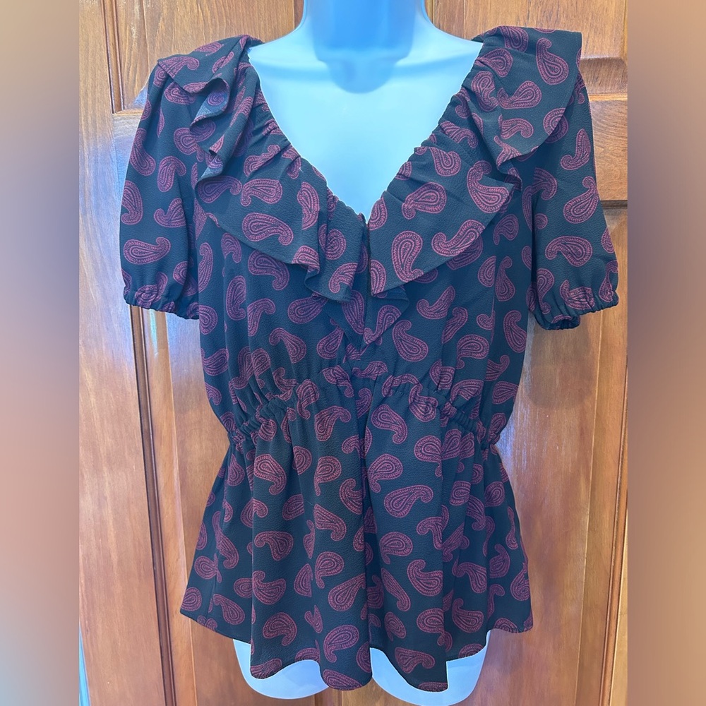 MICHAEL Michael Kors Ruffled Paisley V Neck Top S